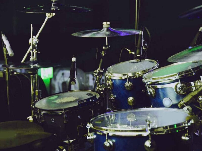 Recording Drums Set: What’s the best way to record drums? 11 mics are enough?