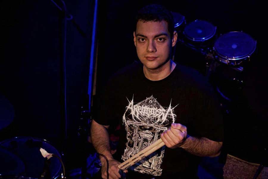 Vargiamidis drummer Morra band